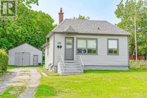 489 DEAN AVENUE  Oshawa, ON L1H 3E6