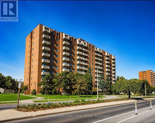 912 - 6720 Glen Erin Drive, Mississauga, ON - Outdoor With Balcony With Facade