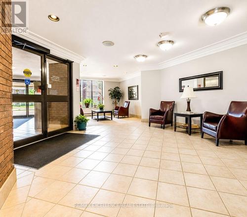 912 - 6720 Glen Erin Drive, Mississauga, ON - Indoor Photo Showing Other Room