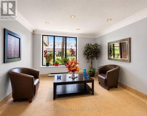 912 - 6720 Glen Erin Drive, Mississauga, ON - Indoor