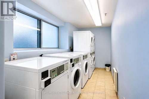 912 - 6720 Glen Erin Drive, Mississauga, ON - Indoor Photo Showing Laundry Room