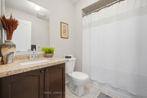 34 Nina Place N, Brampton, ON - Indoor Photo Showing Bathroom