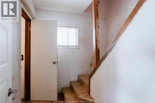 371 Laporte, Windsor, ON - Indoor Photo Showing Other Room