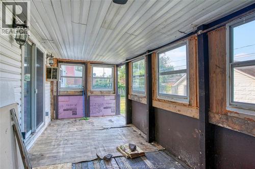 371 Laporte, Windsor, ON - Outdoor With Exterior