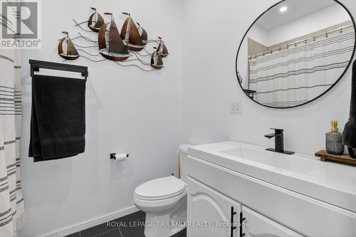 73.5 Hughes Street, St. Thomas, ON - Indoor Photo Showing Bathroom