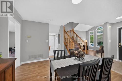 5660 Rosaline Road, Burlington, ON - Indoor Photo Showing Dining Room