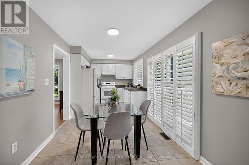 5660 Rosaline Road, Burlington, ON - Indoor Photo Showing Dining Room