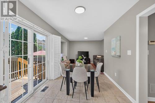 5660 Rosaline Road, Burlington, ON - Indoor Photo Showing Dining Room