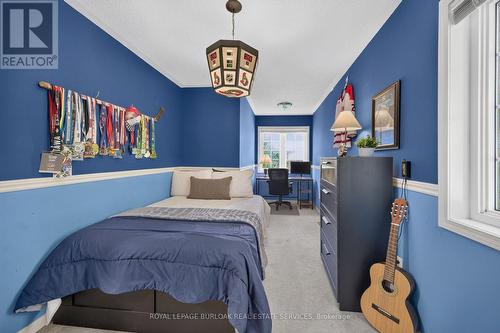 5660 Rosaline Road, Burlington, ON - Indoor Photo Showing Bedroom