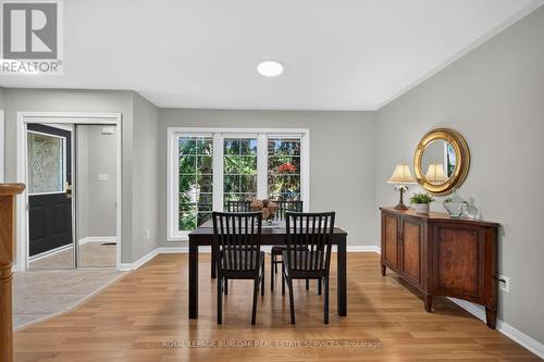 5660 Rosaline Road, Burlington, ON - Indoor Photo Showing Dining Room