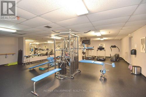 401 - 2263 Marine Drive, Oakville, ON - Indoor Photo Showing Gym Room