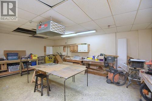 401 - 2263 Marine Drive, Oakville, ON - Indoor