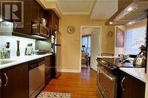508 - 60 Absolute Avenue, Mississauga, ON - Indoor Photo Showing Kitchen