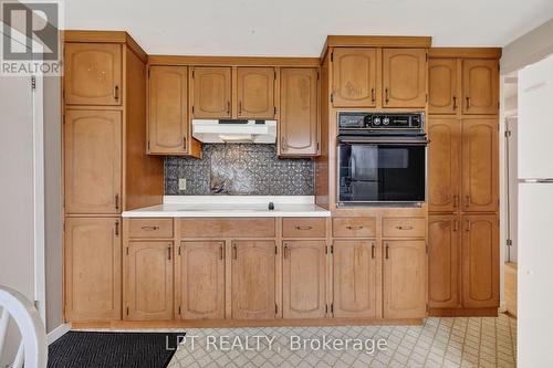 3rd house kitchen - 416476 10Th Line S, Blue Mountains, ON 