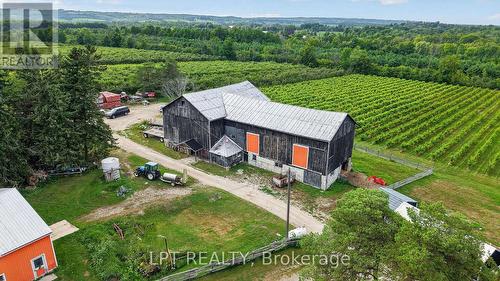 Swing Beam Barn - 416476 10Th Line S, Blue Mountains, ON 