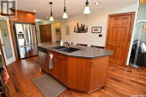 308 Park Drive, Tobin Lake, SK - Indoor Photo Showing Kitchen With Double Sink