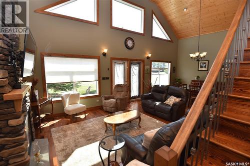 308 Park Drive, Tobin Lake, SK - Indoor Photo Showing Living Room