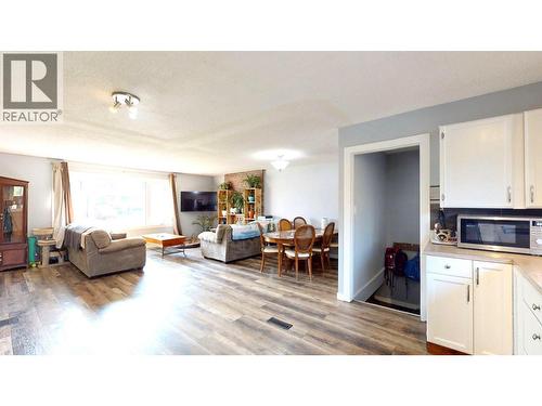 2405 Arbutus Street, Elkford, BC - Indoor