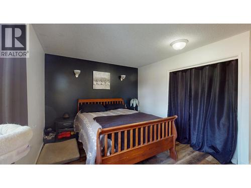 2405 Arbutus Street, Elkford, BC - Indoor Photo Showing Bedroom