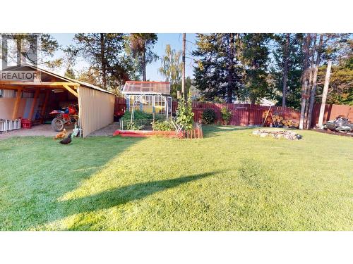 2405 Arbutus Street, Elkford, BC - Outdoor