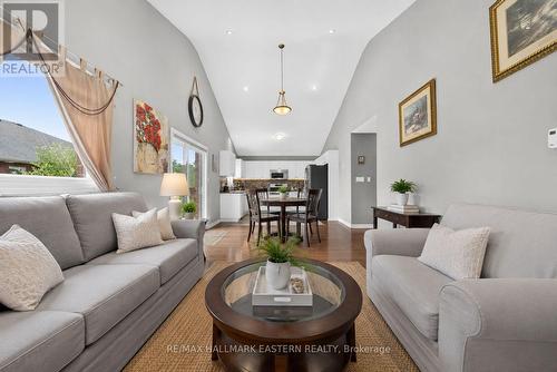 11 Lords Drive, Trent Hills, ON - Indoor Photo Showing Living Room