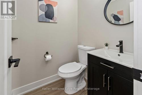 3389 Palmer Drive, Burlington (Palmer), ON - Indoor Photo Showing Bathroom