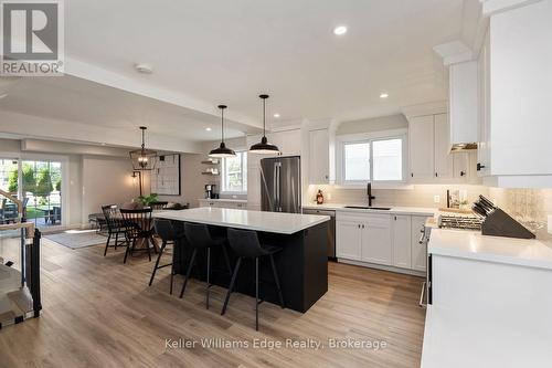 3389 Palmer Drive, Burlington (Palmer), ON - Indoor Photo Showing Kitchen With Stainless Steel Kitchen With Upgraded Kitchen
