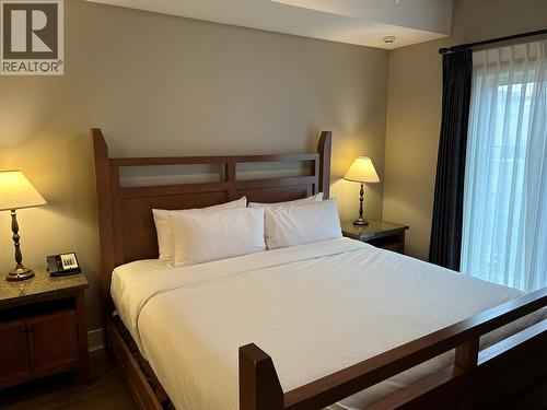 1200 Rancher Creek Road Unit# 339D, Osoyoos, BC - Indoor Photo Showing Bedroom
