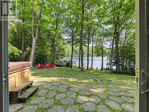 1091 Mcarthur Point Road, Lake Of Bays, ON - Outdoor With Body Of Water