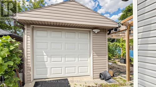 95 Snowood Court, Toronto, ON - Outdoor With Exterior