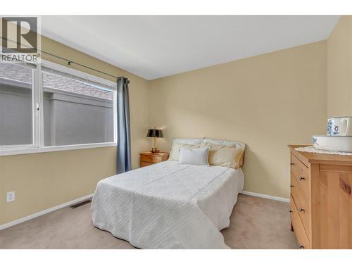 3333 South Main Street Unit# 93, Penticton, BC - Indoor Photo Showing Bedroom
