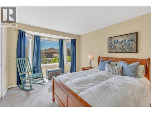 3333 South Main Street Unit# 93, Penticton, BC - Indoor Photo Showing Bedroom