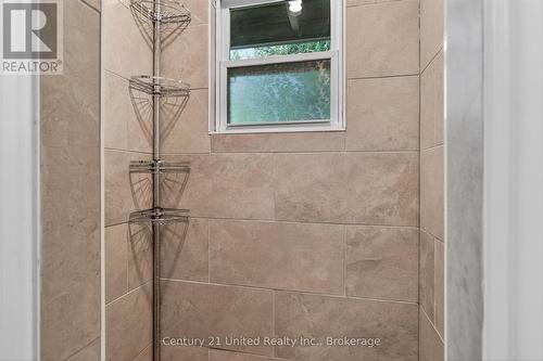 98 Lakeview Cottage Road, Kawartha Lakes (Bexley), ON - Indoor Photo Showing Bathroom