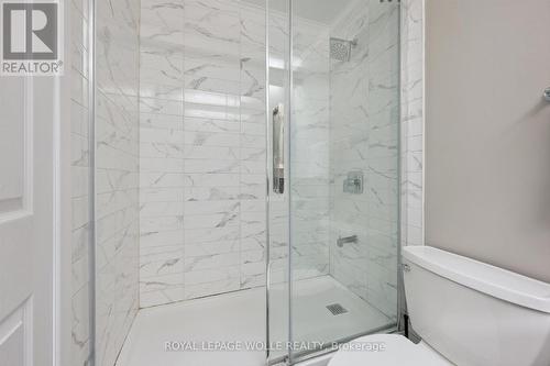 Ensuite 3pc bath - 11 - 121 University Avenue E, Waterloo, ON - Indoor Photo Showing Bathroom