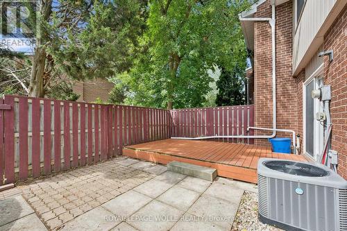 Deck and Patio - 11 - 121 University Avenue E, Waterloo, ON - Outdoor