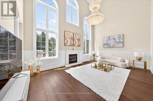 147 Lady Nadia Drive, Vaughan, ON - Indoor Photo Showing Living Room With Fireplace