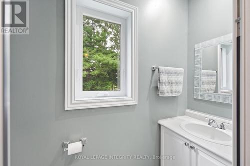 281 Frome Street, Ottawa, ON - Indoor Photo Showing Bathroom