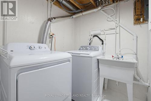 45 - 825 Dundalk Drive, London South (South Q), ON - Indoor Photo Showing Laundry Room