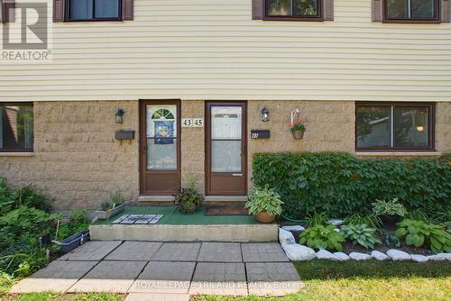 45 - 825 Dundalk Drive, London South (South Q), ON - Outdoor With Exterior