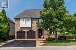 2149 ALDERBROOK DRIVE Oakville, ON L6M 4Z3