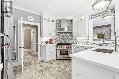 2149 Alderbrook Drive, Oakville, ON - Indoor Photo Showing Kitchen With Stainless Steel Kitchen With Upgraded Kitchen