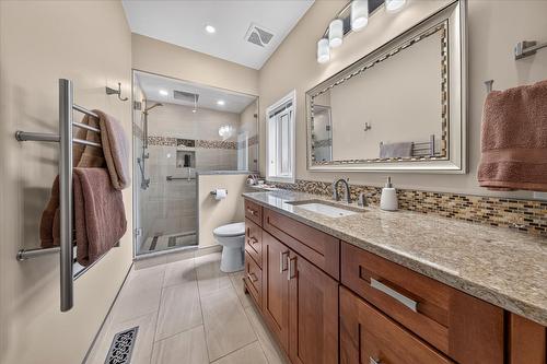 5075 Riverview Road, Fairmont Hot Springs, BC - Indoor Photo Showing Bathroom