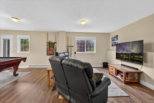 5075 Riverview Road, Fairmont Hot Springs, BC - Indoor