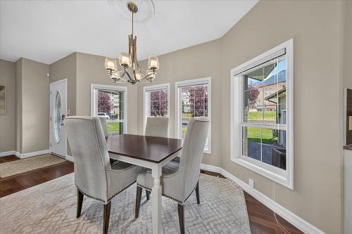 5075 Riverview Road, Fairmont Hot Springs, BC - Indoor Photo Showing Dining Room