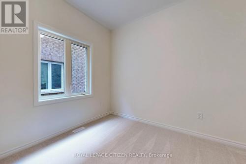 123 Cliff Thompson Crescent, Georgina, ON - Indoor Photo Showing Other Room