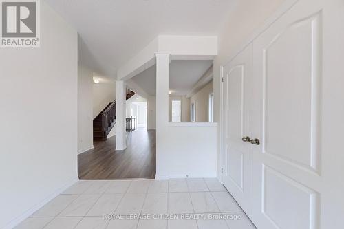 123 Cliff Thompson Crescent, Georgina, ON - Indoor Photo Showing Other Room