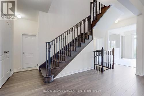 123 Cliff Thompson Crescent, Georgina, ON - Indoor Photo Showing Other Room