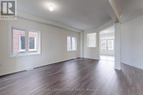 123 Cliff Thompson Crescent, Georgina, ON - Indoor Photo Showing Other Room