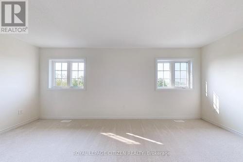 123 Cliff Thompson Crescent, Georgina, ON - Indoor Photo Showing Other Room