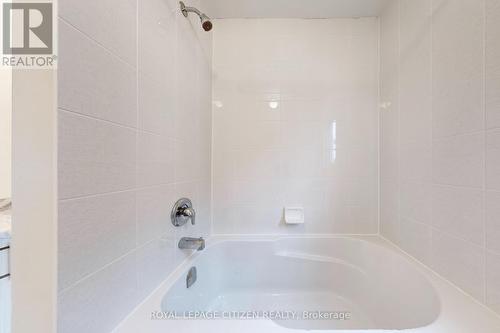 123 Cliff Thompson Crescent, Georgina, ON - Indoor Photo Showing Bathroom